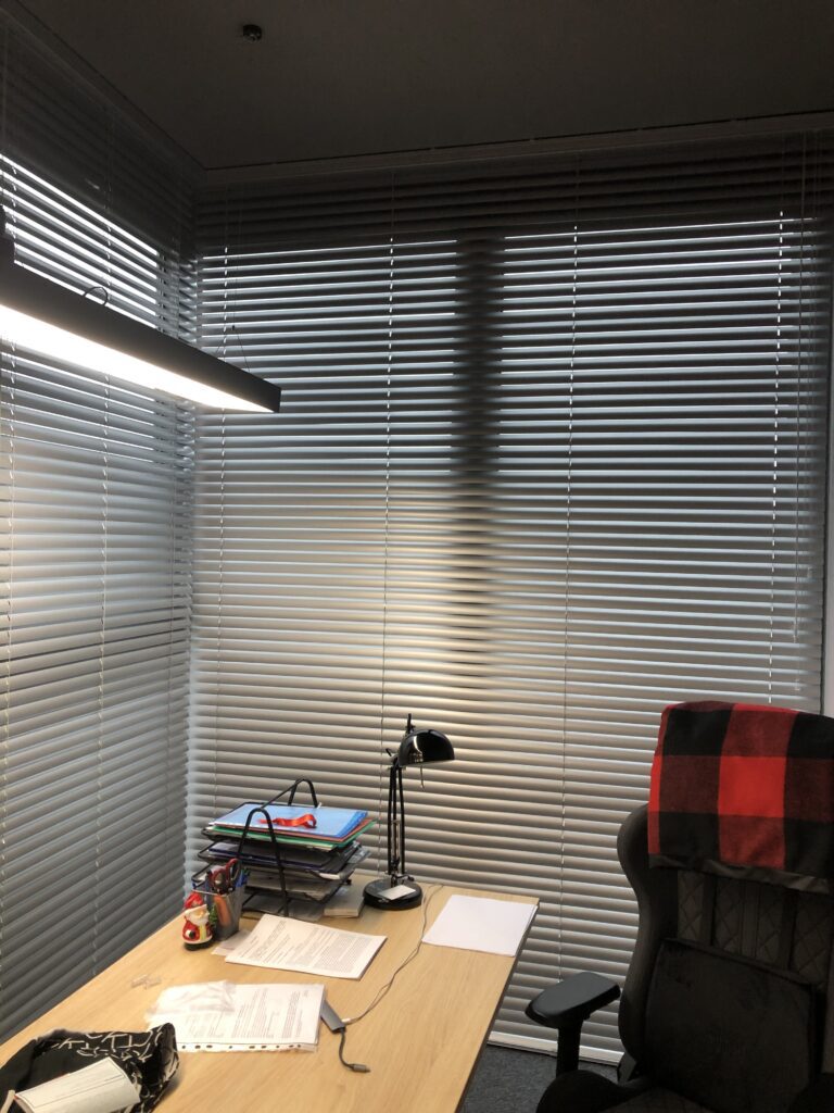 Żaluzje Aluminiowe 50 mm, sznurkowe